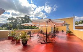 El Carmen Suites